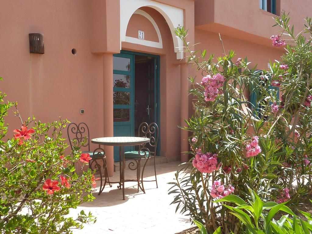 Les Tourmalines Bed and Breakfast Afeggou Εξωτερικό φωτογραφία